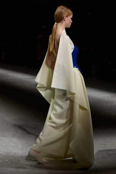 Look 103